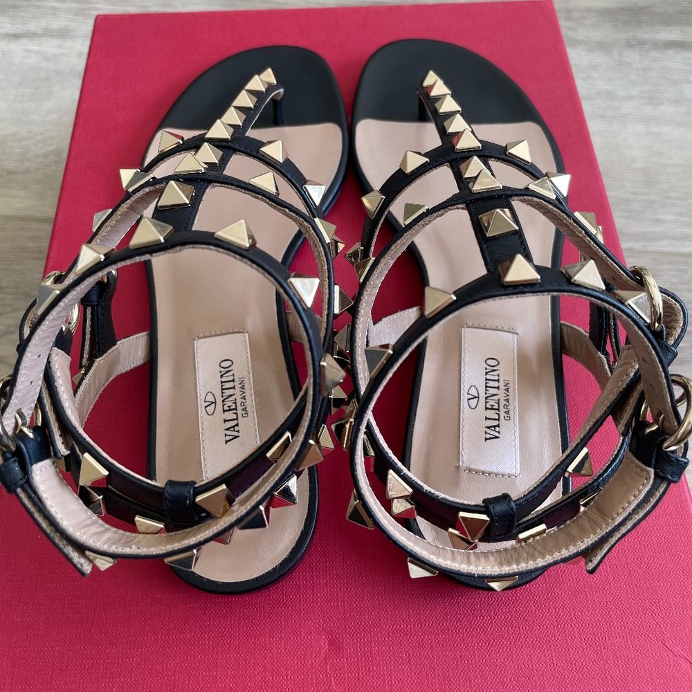 Valentino Garavani Rockstud Caged Thong Sandals